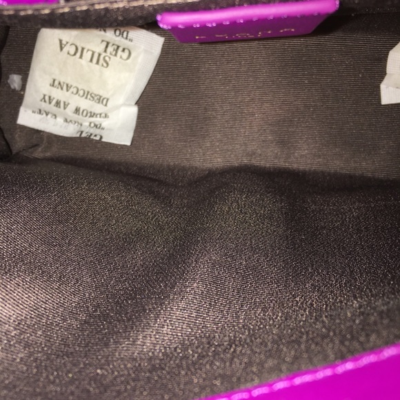 ⭐️⭐️⭐️4X HOST PICK⭐️⭐️⭐️⭐️ NWT Authentic Luana Italy Stud Cross/Clutch - Picture 16 of 16